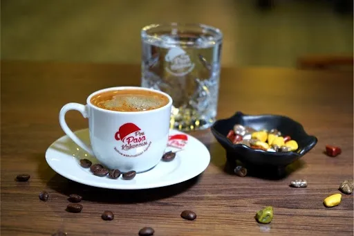 Damla Sakızlı Türk Kahvesi